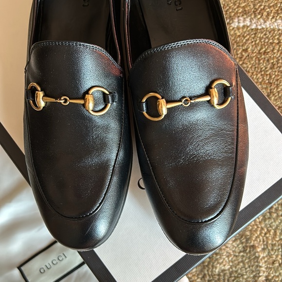 Gucci Jordaan loafers in like new condition, timeless design gorgeous stylish - Picture 5 of 13